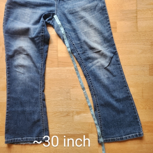 Roz & Ali Jeans - Picture 8 of 12